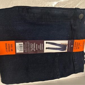 Gloria Vanderbilt original slimming jeans.